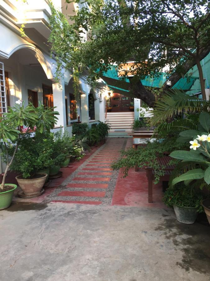 Ma Ma Guest House Mandalay Exterior foto